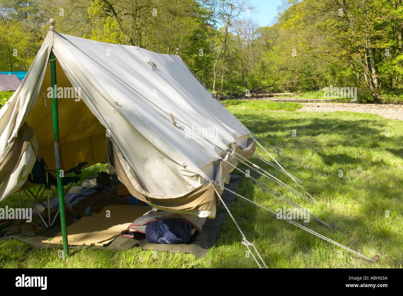 Scout scouting tent Banque de photographies et d'images à haute résolution  - Alamy