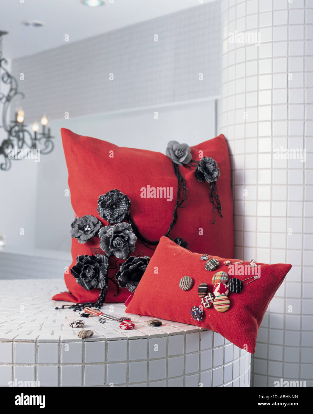 Coussin de couleur rouge profond Banque D'Images