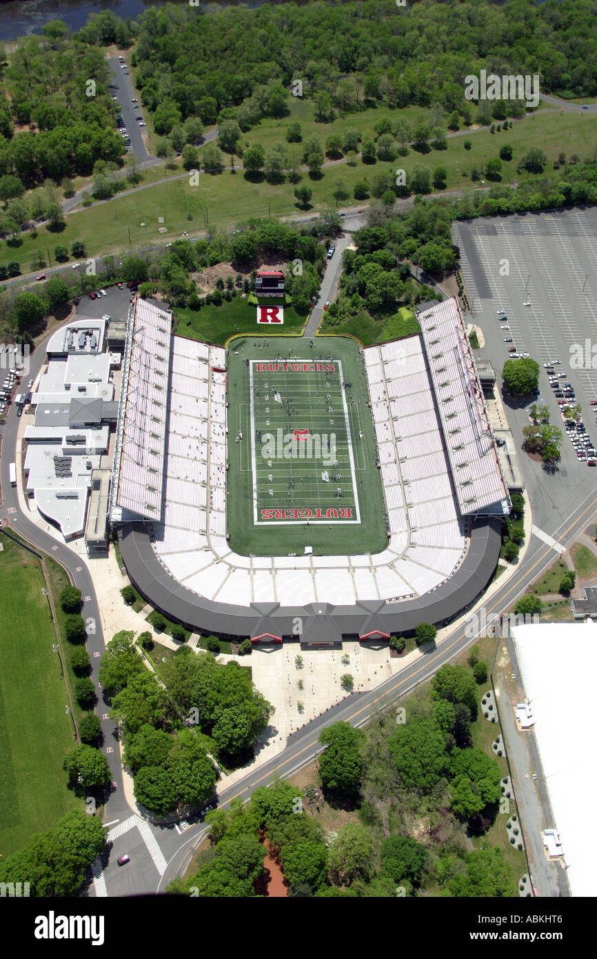 Vue aérienne de l'Université Rutgers Stadium dans la ville de New Brunswick, New Jersey, États-Unis Banque D'Images