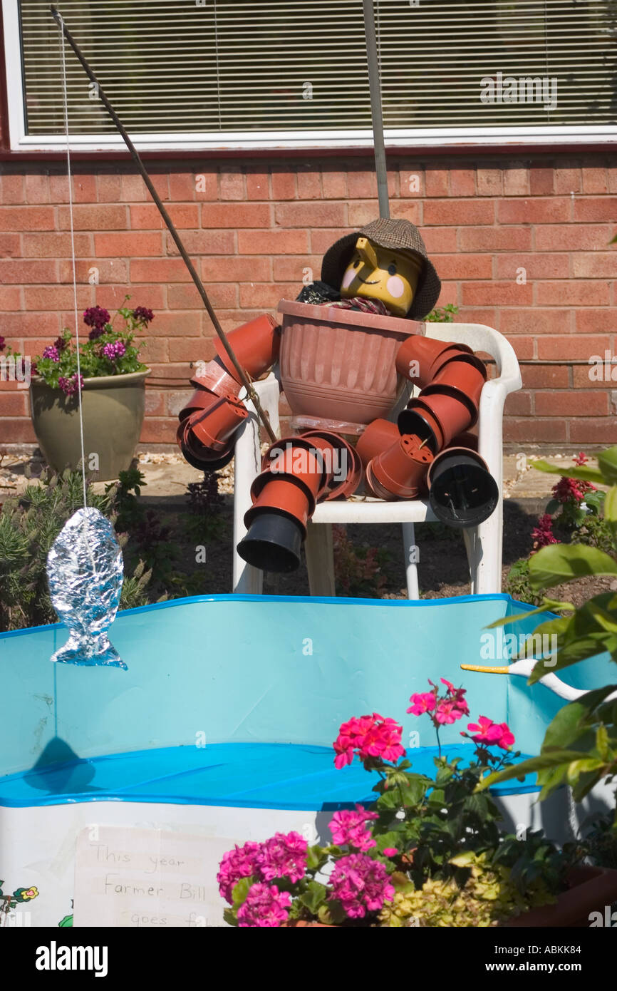 Thornton Hough festival d'épouvantails Wirral UK Juin 2005 Banque D'Images