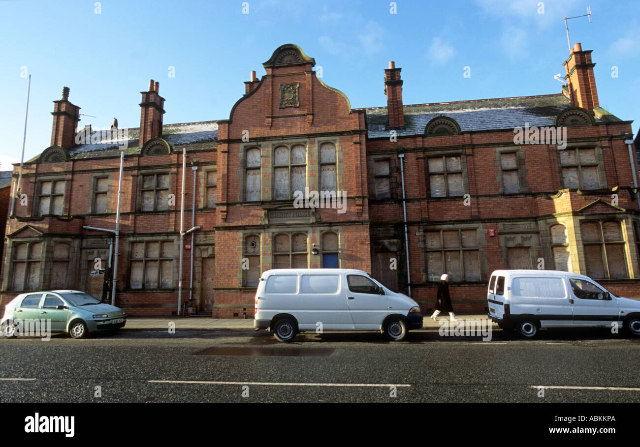 Poste de police local fermé Denton Greater Manchester UK Banque D'Images