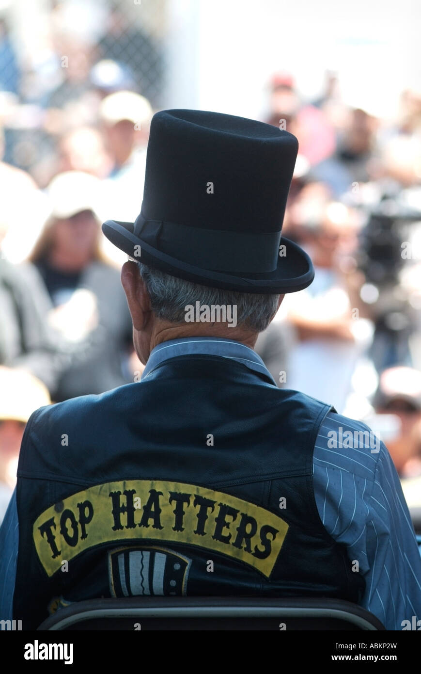 Jess Bravo l'un des premiers membres du gang de moto depuis le premier rallye en 1947. Photo par Chuck Nacke Banque D'Images