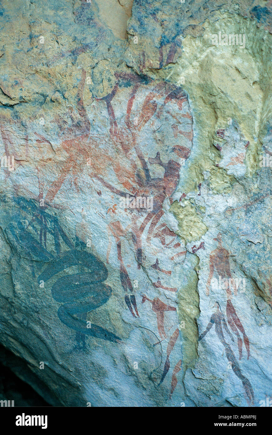 Peintures rupestres San grotte principale château géant Parc du Drakensberg du Natal Natal Afrique du Sud Banque D'Images