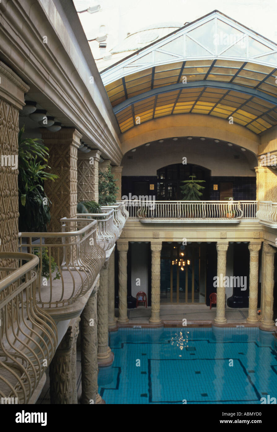Les Bains Gellert et spa à l'hôtel Gellert à Budapest Hongrie Banque D'Images