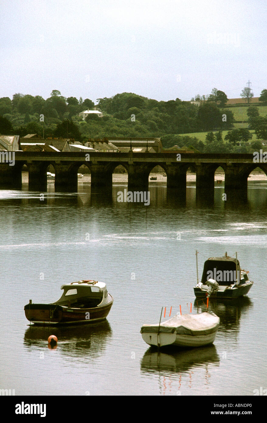 Bideford Devon pont sur l'estuaire de la rivière Torridge Banque D'Images