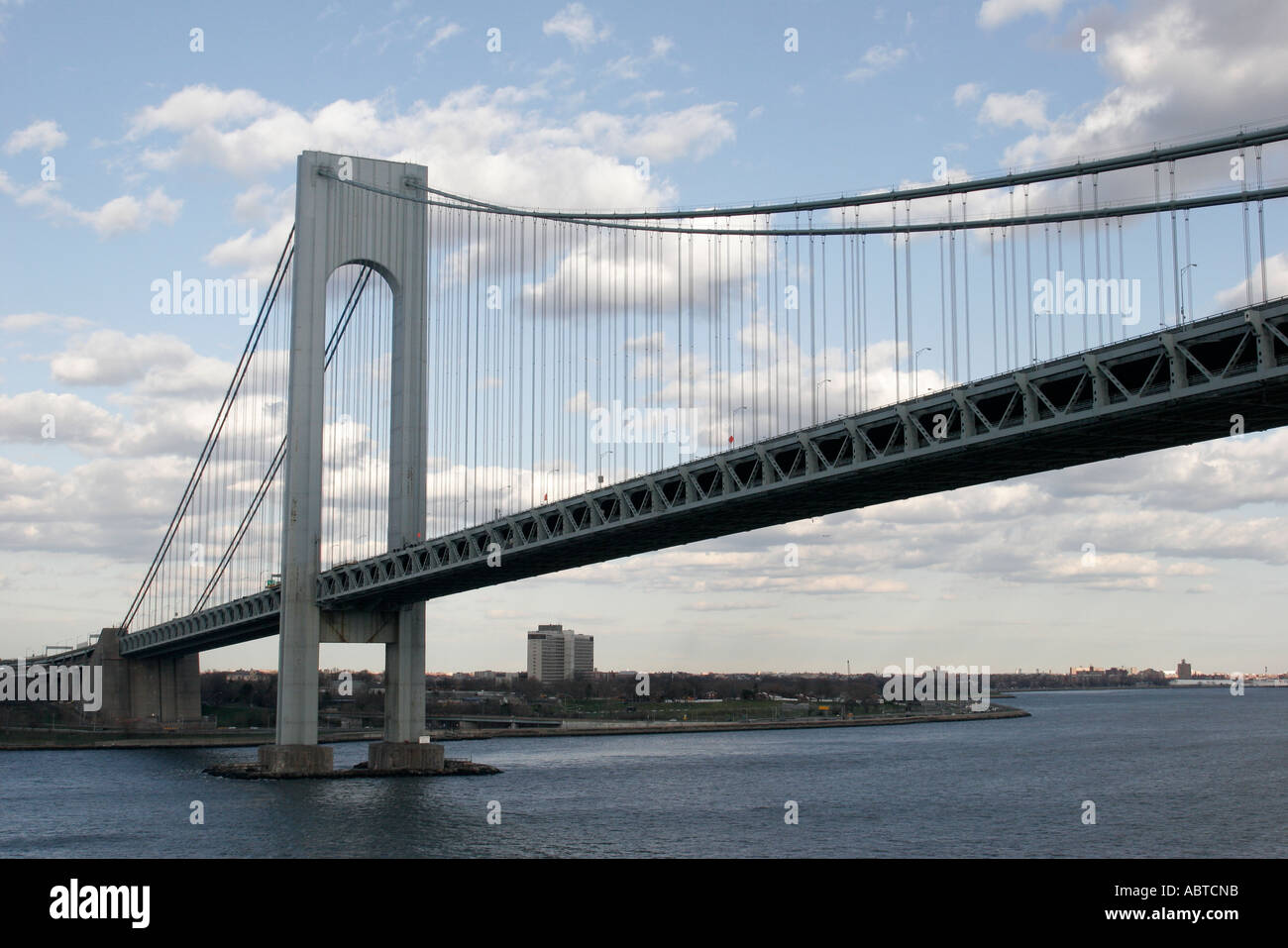 New York City, NY NYC, Upper, New York, Bay Water, Verrazano Narrows Bridge, relie Brooklyn à Staten Island, les visiteurs voyagent en tournée touristique Banque D'Images