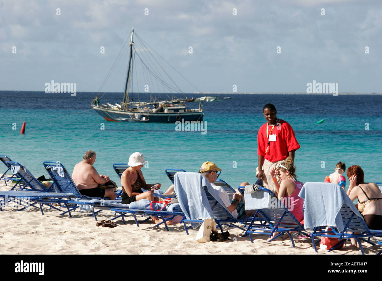 Turks et Caicos,Grand Turk,BWI,B.W.,British West Indies,Caribbean,Atlantic Ocean Water Bahamas Islands chain,tropical,Cockburn Town,capital City,Col Banque D'Images