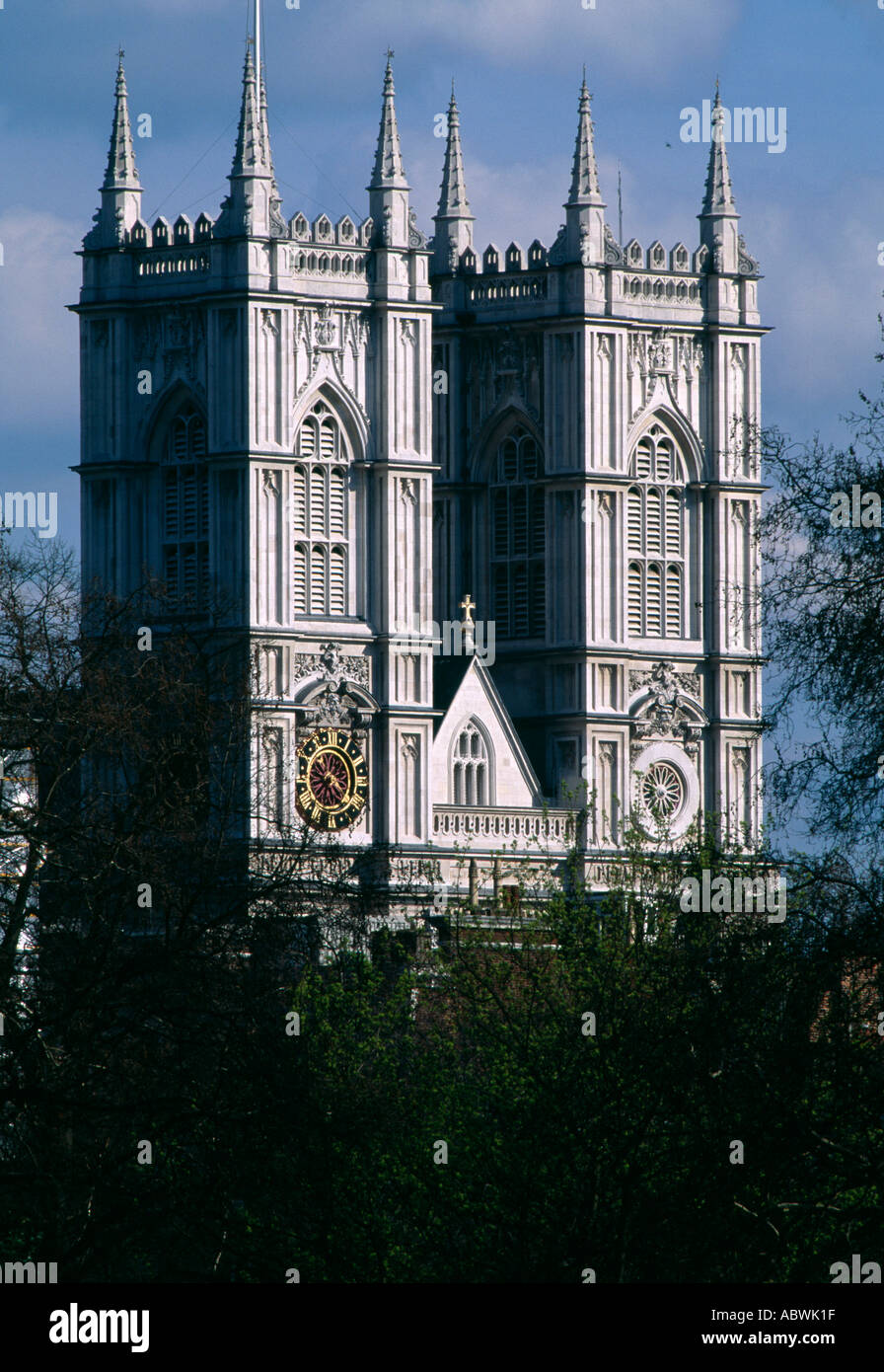 Les tours de l'Ouest, l'abbaye de Westminster, Londres, 1735 - 1745. Design original par Sir Christopher Wren modifié par Hawksmoor. Banque D'Images