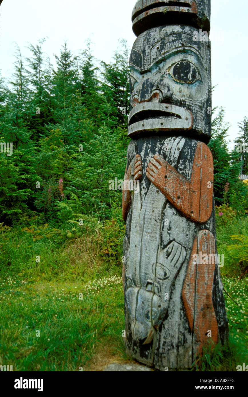 Kake Totem Indien Tlingit USA Village Banque D'Images