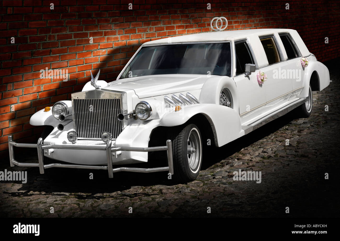 Classic American limousine Excalibur blanche Banque D'Images