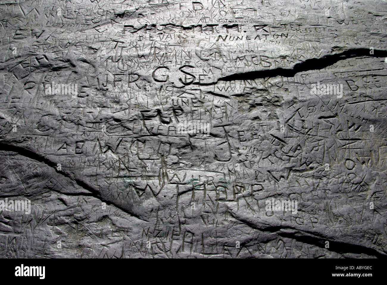 Graffiti sur vieux bloc d'Ardoise Banque D'Images