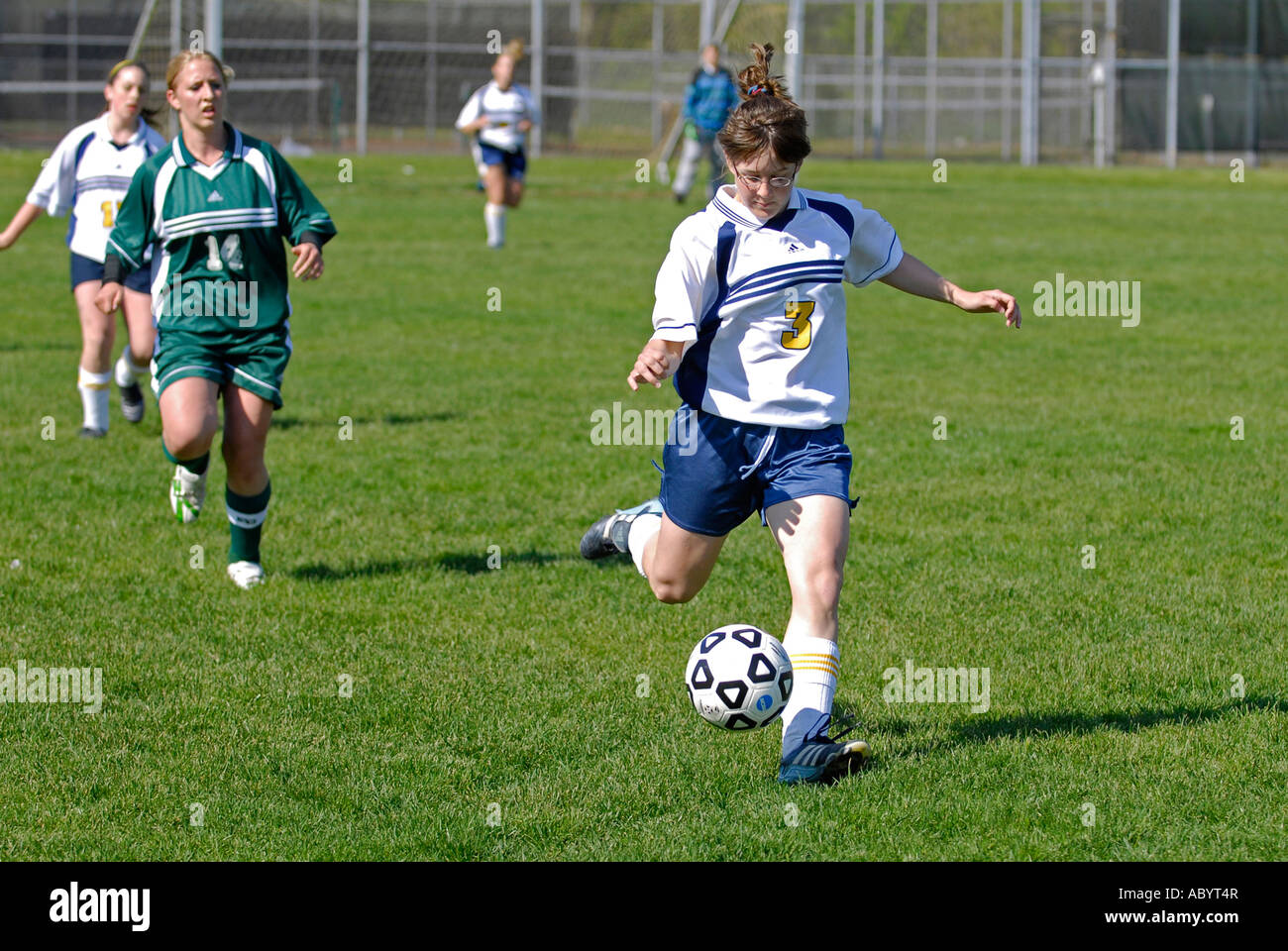 Action soccer Girls High School Banque D'Images