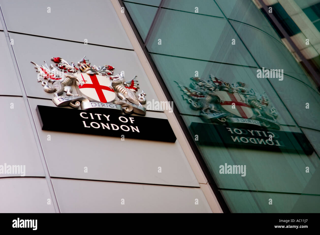 Ville de Londres immeuble de bureaux sur Upper Thames Street Banque D'Images