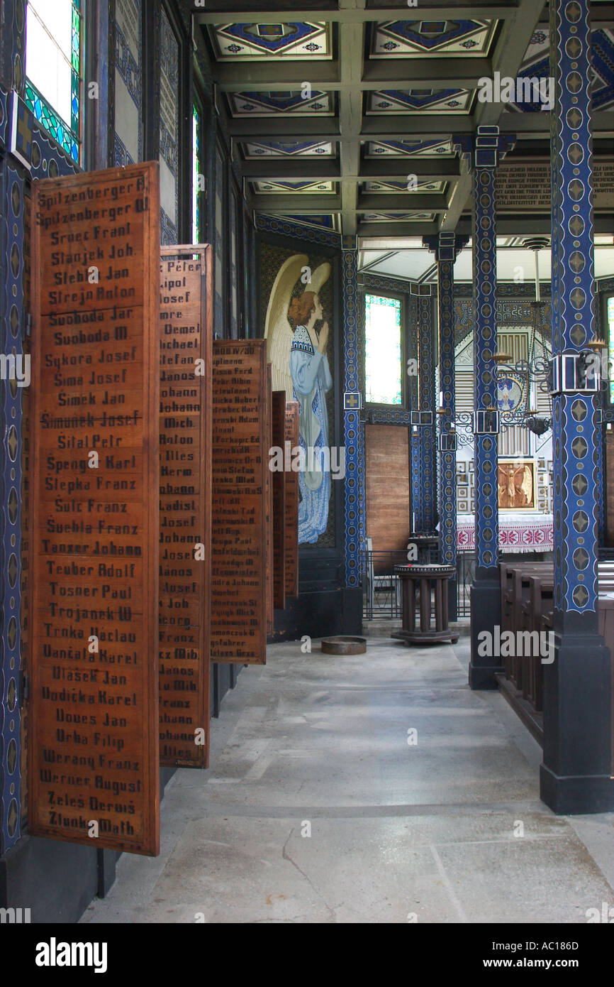 Saint-esprit Église Memmorial Sv Duh Architekt R Geyling nar Tolmin Slovénie Banque D'Images