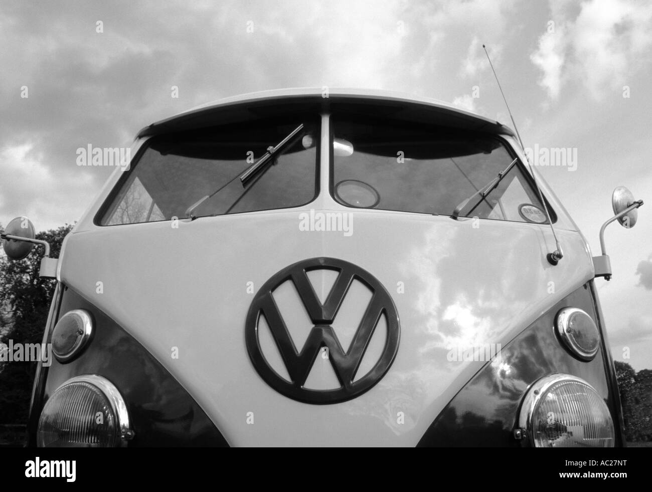 Volkswagen Kombi Split Screen. Le constructeur automobile allemand 1938 à ce jour Banque D'Images