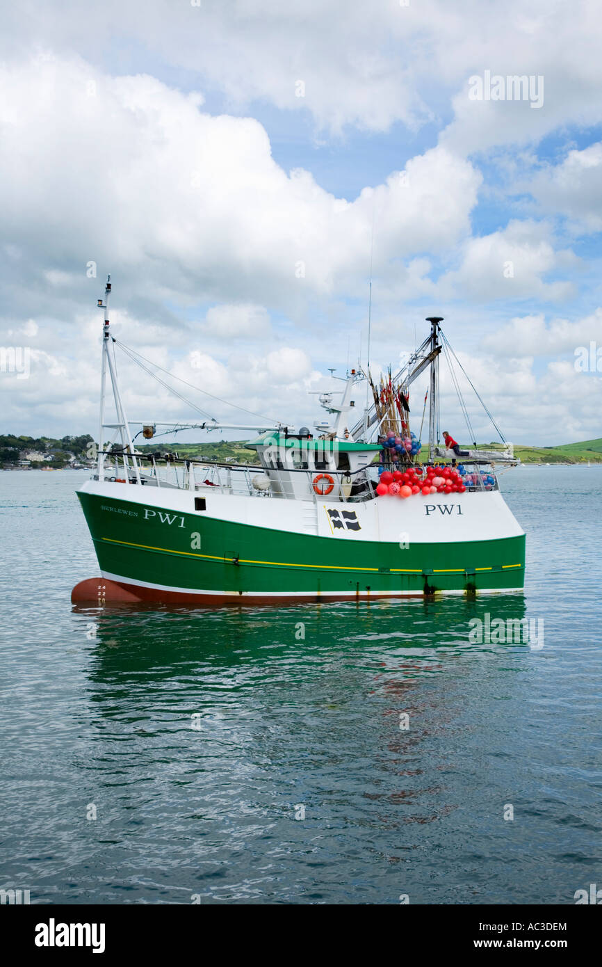 Bateau de pêche entrée en Angleterre Cornwall Padstow Harbour Banque D'Images