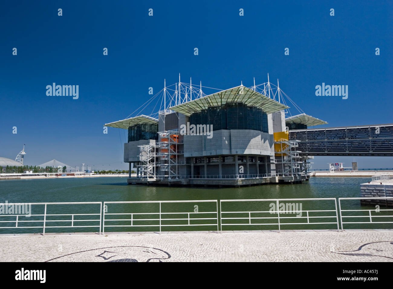 L'Océanarium de Lisbonne (Portugal). L'Océanarium de Lisbonne (Oceanário de Lisboa). Le Portugal. Banque D'Images
