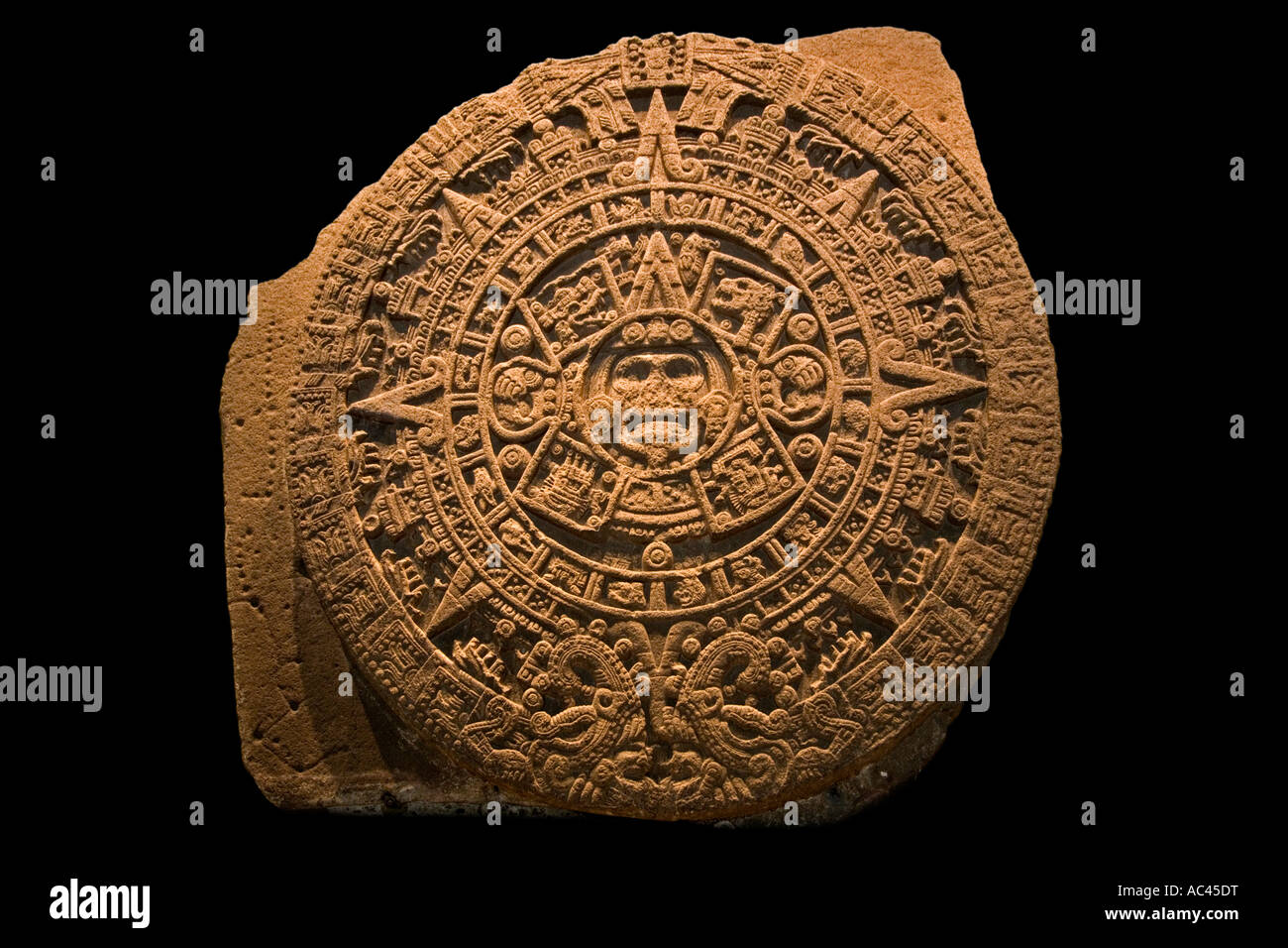 La pierre de soleil du Musée National d'anthropologie de Mexico. La Pierre du Soleil au Musée national d'anthropologie. Banque D'Images