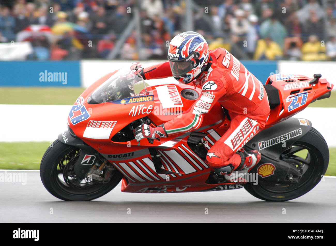 Casey Stoner (AUS), vainqueur de l'édition 2007 Nickel & Dime British Grand Prix Moto - Donington Park Banque D'Images