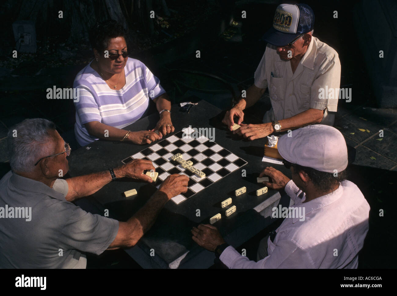 Les joueurs de domino à San Juan Portorico USA Banque D'Images