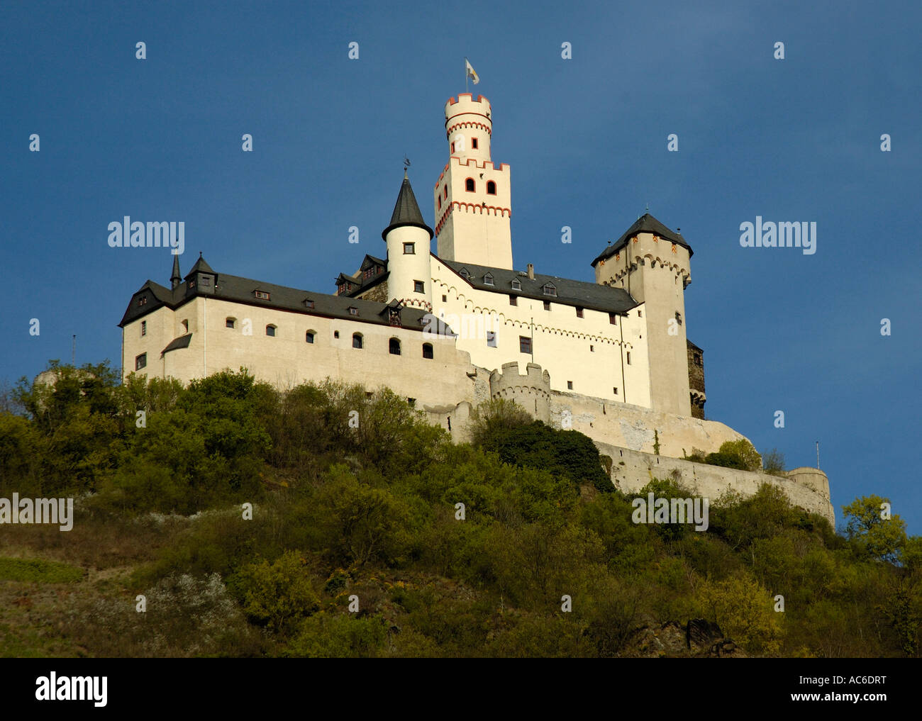 Forteresse de Marksburg Braubach sur le Rhin, l'Allemagne, datant du 13ème.ch. Banque D'Images