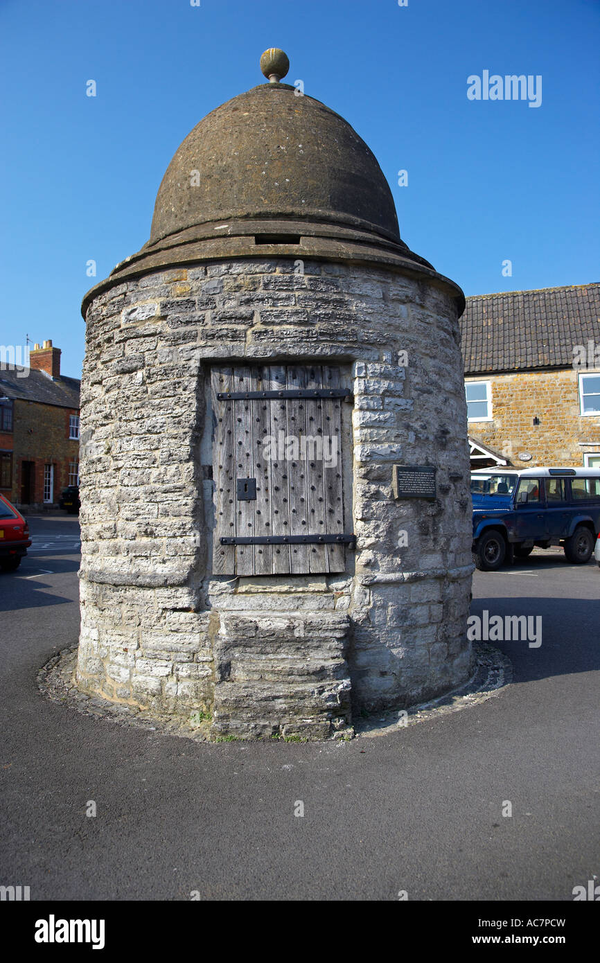 Une maison ronde, une prison temporaire ou bloquent dans la ville de Castle Cary, Somerset, England, UK Banque D'Images