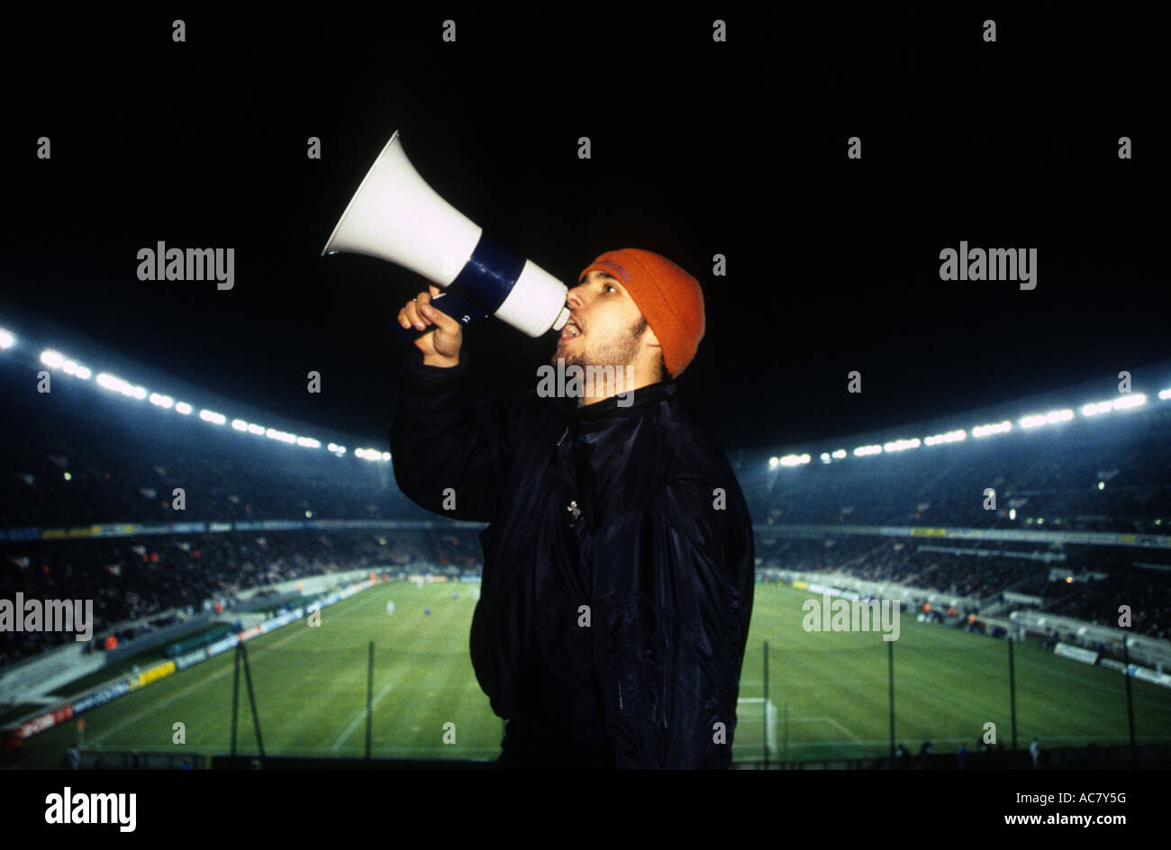 Supporter de football du Paris Saint-Germain au Parc des Princes, Paris, France. Banque D'Images