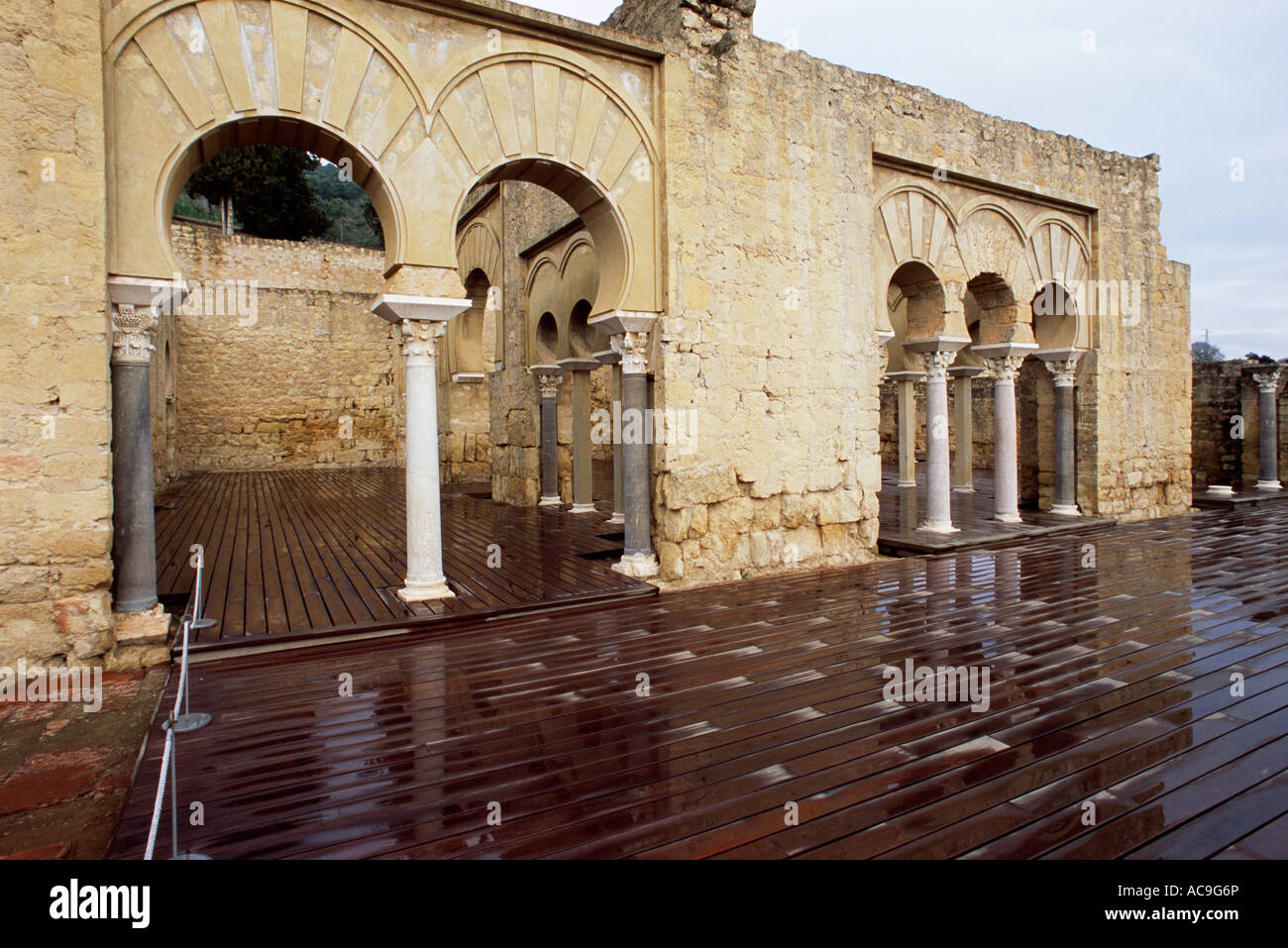 Ruines de la basilique de Madinat al Zahra Cordoue Espagne Banque D'Images