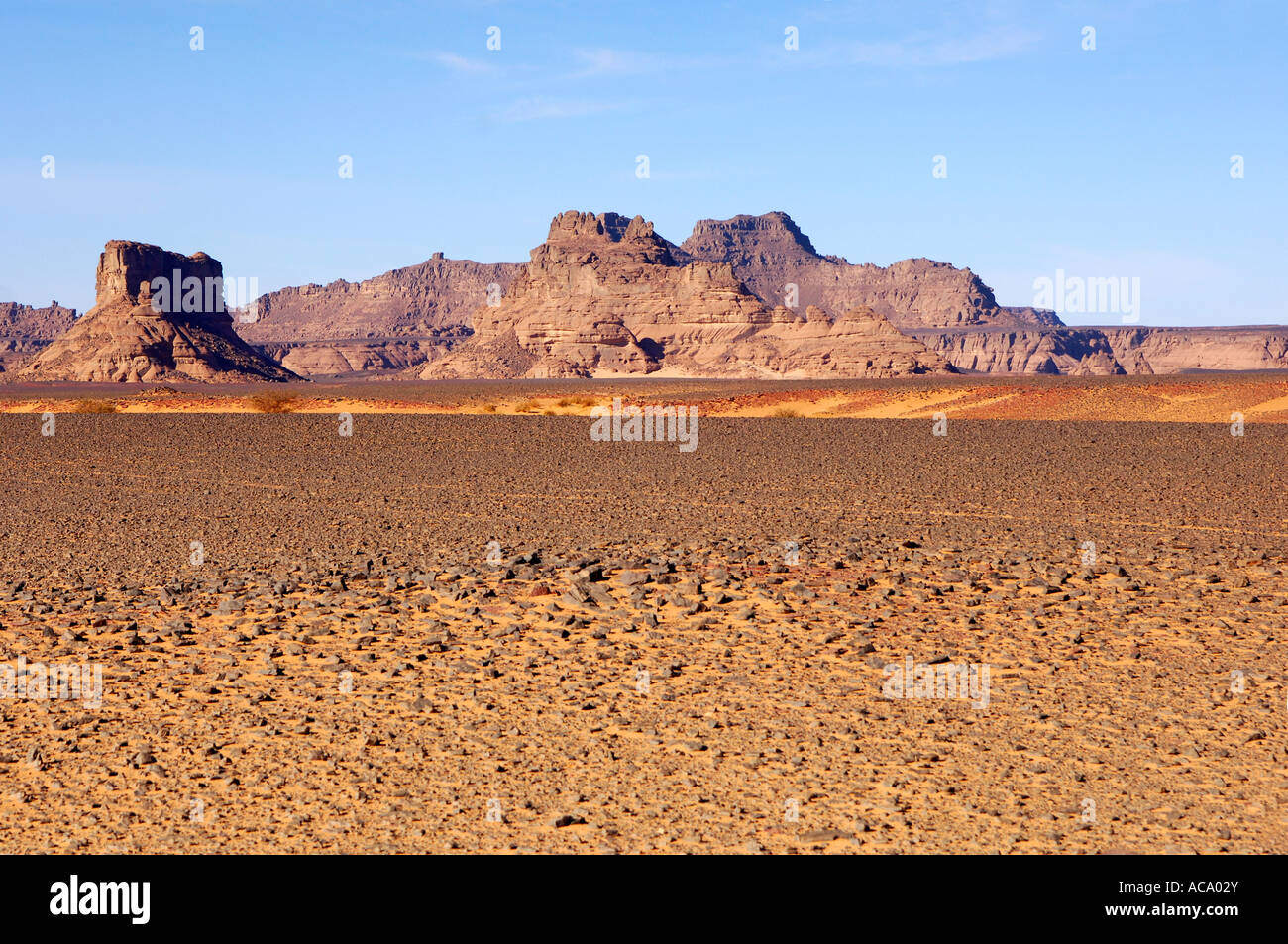 Hamada désert, montagnes, la Libye Acacus Photo Stock - Alamy