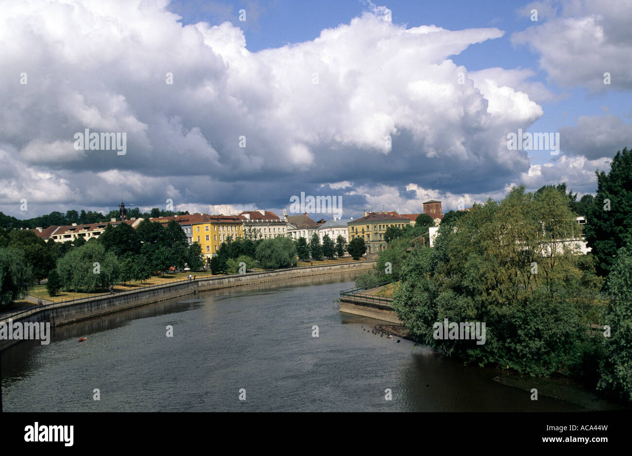 Vieille ville, rivière avec Emajoegi, Tartu, Estonie Banque D'Images