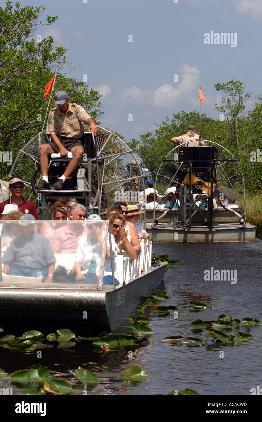 Airboats Gator Park Miami dans le parc national des Everglades en Floride USA Banque D'Images