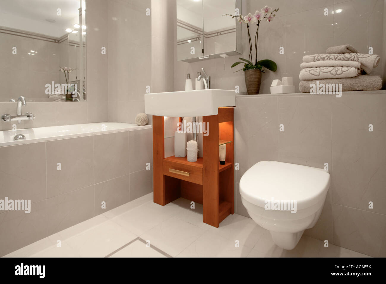 Baignoire, salle de bains, salle de bains l'intérieur Banque D'Images