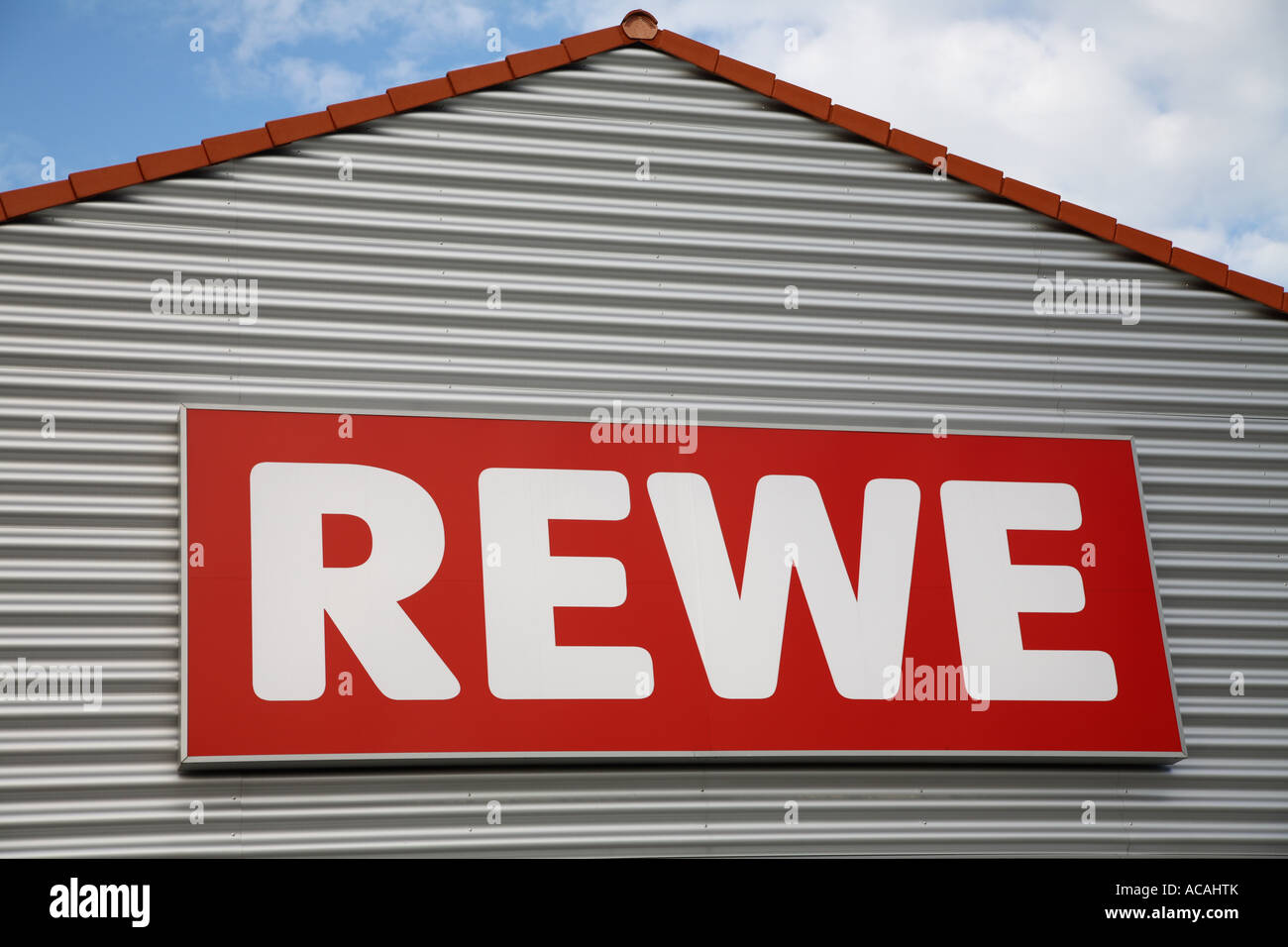 Signe d'entreprise Rewe, Allemand de la distribution Banque D'Images
