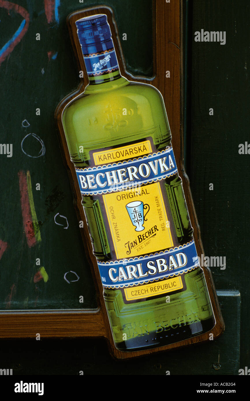 République Tchèque Prague publicité signe la liqueur d'herbes Becherovka  Photo Stock - Alamy