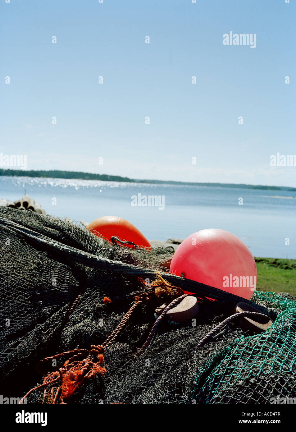 Filet de pêche par la mer. Banque D'Images