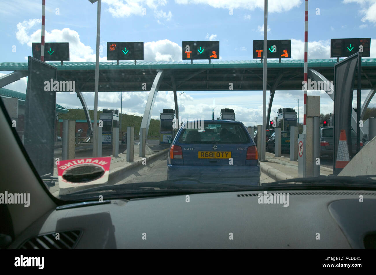 Des cabines de péage sur l'autoroute M6 toll route Birmingham, UK Banque D'Images