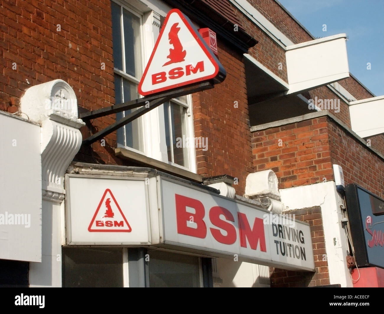 Romford London Borough of Havering BSM British School of Motoring signe sur place Banque D'Images