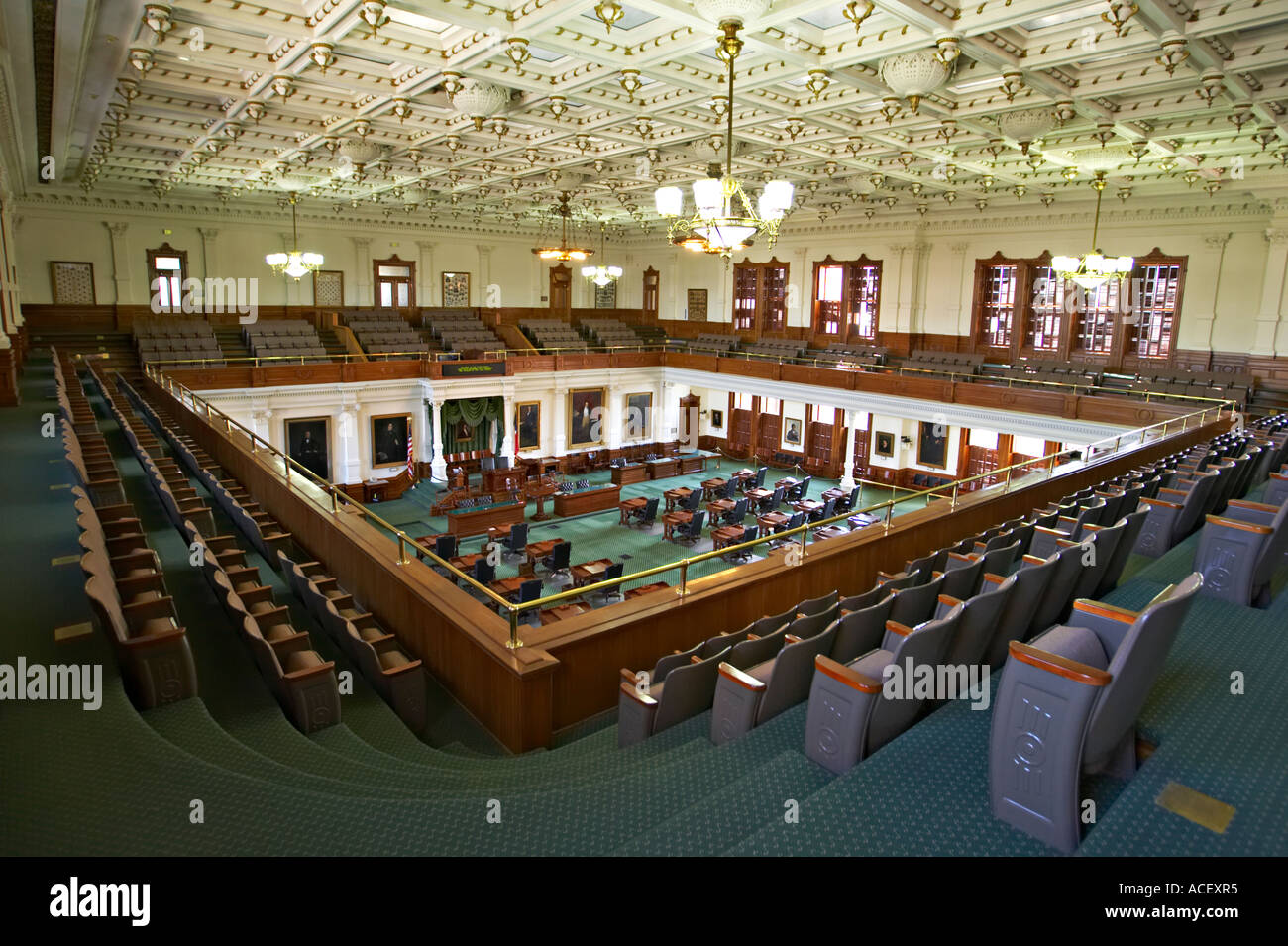 TEXAS Austin étage de salle du Sénat au sein de State Capitol building tapis vert vue depuis la galerie des visiteurs Banque D'Images