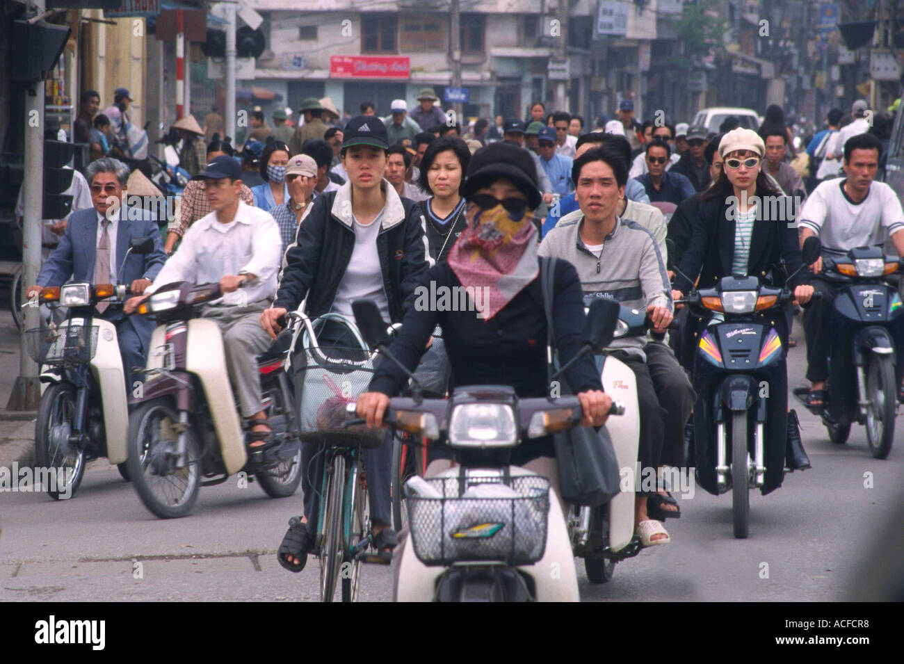 L'heure de pointe de Hanoi VNM moto Banque D'Images