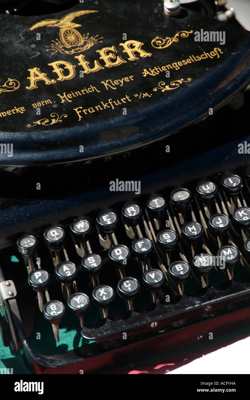 Machine à écrire, AZERTY, clavier, dactylo, dactylographie, secrétaire,  Secrétariat, bureau, bien sûr, touches, touche, les données, l'entrée,  entrée Photo Stock - Alamy