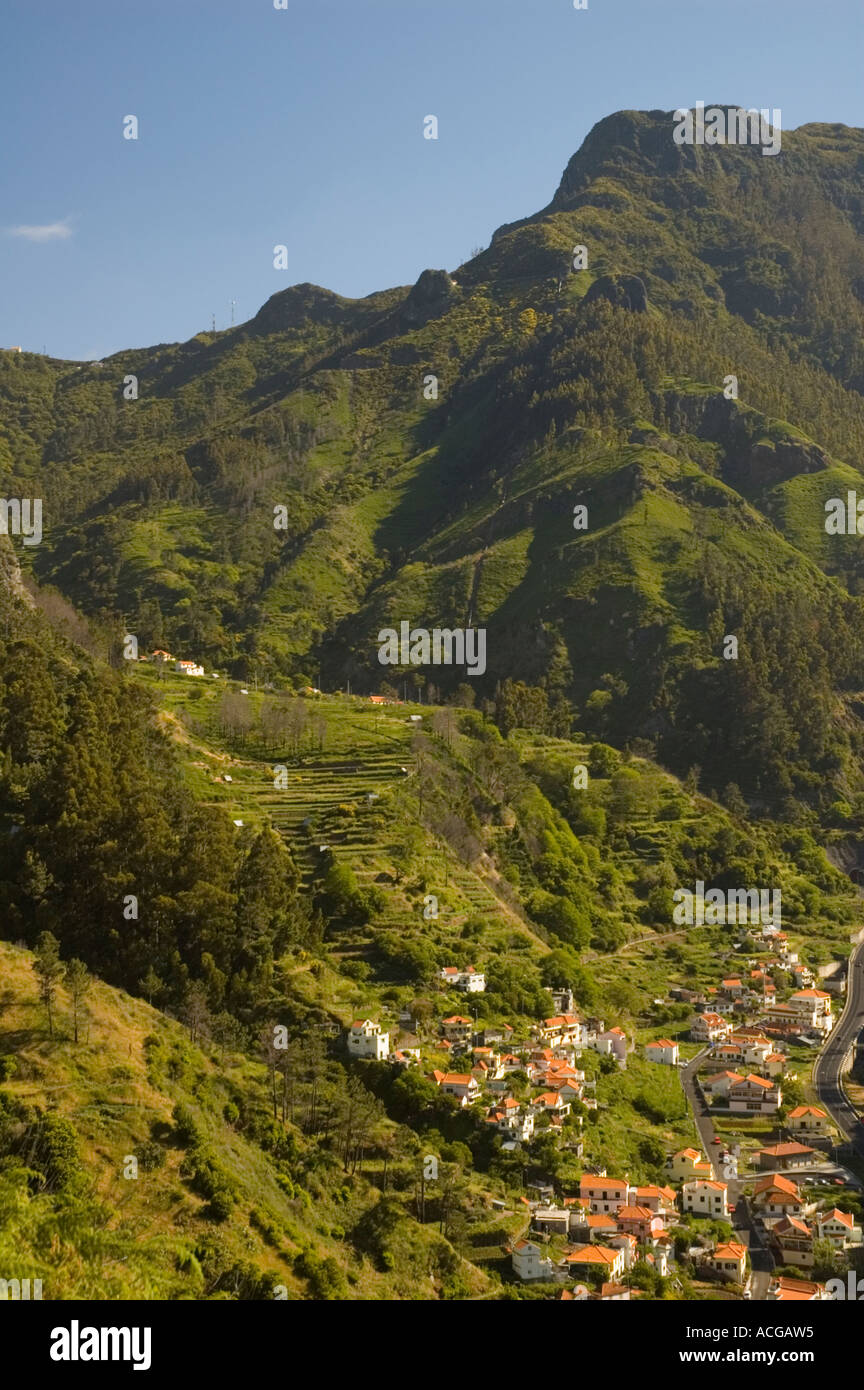 Un petit village dans le centre de Madère Banque D'Images