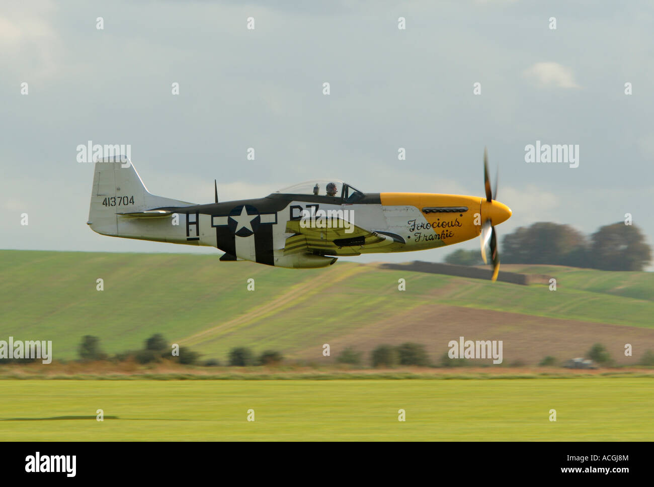 BTCD G 413704 North American P 51D Mustang Frankie féroce Duxford Octobre 2006 Banque D'Images