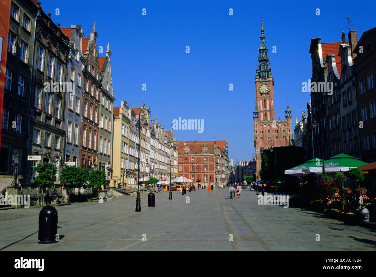 Long de la Place du Marché et hôtel de ville la vieille ville de Gdansk Pologne Banque D'Images