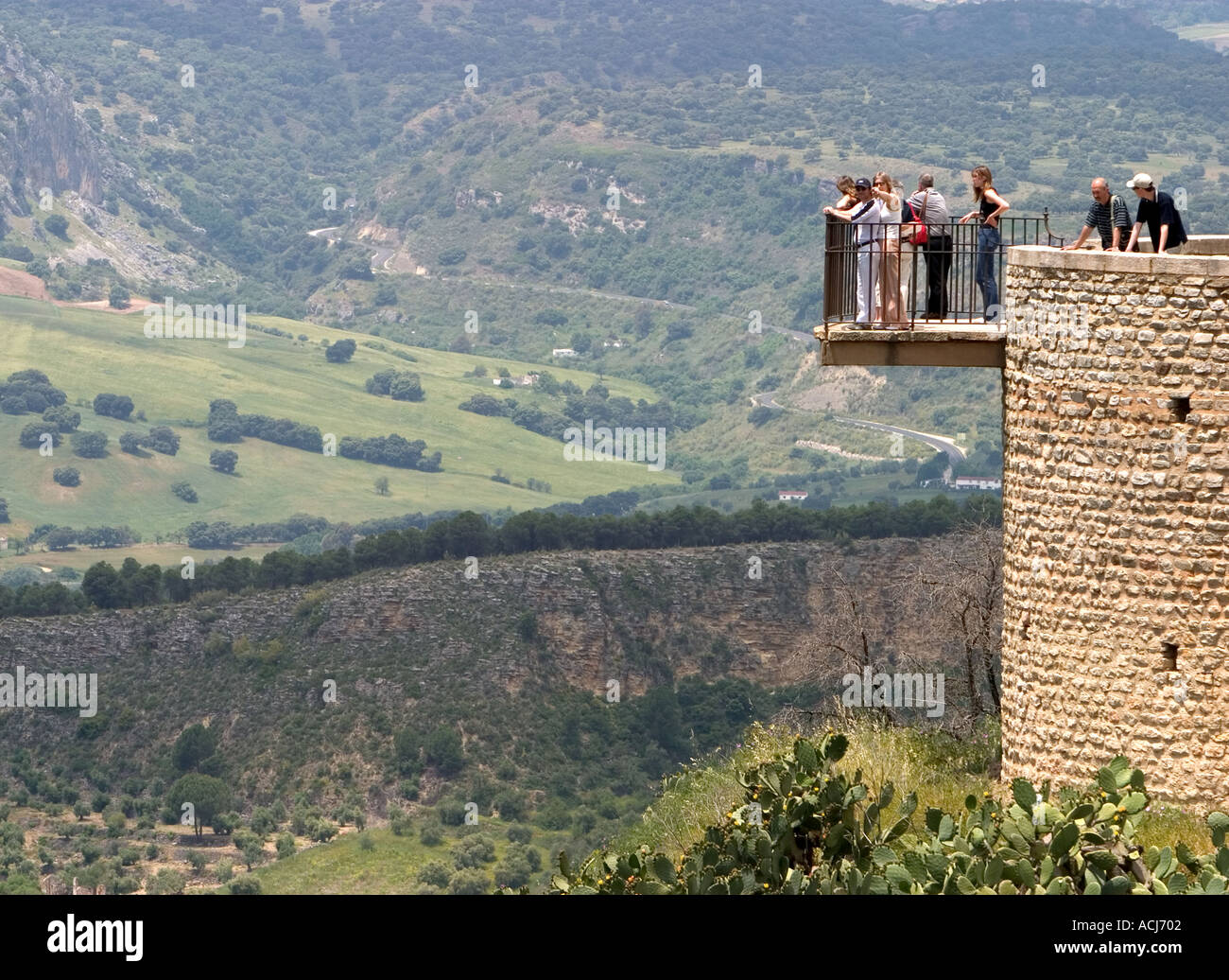 Vue surplombant la campagne andalouse Ronda Espagne Banque D'Images