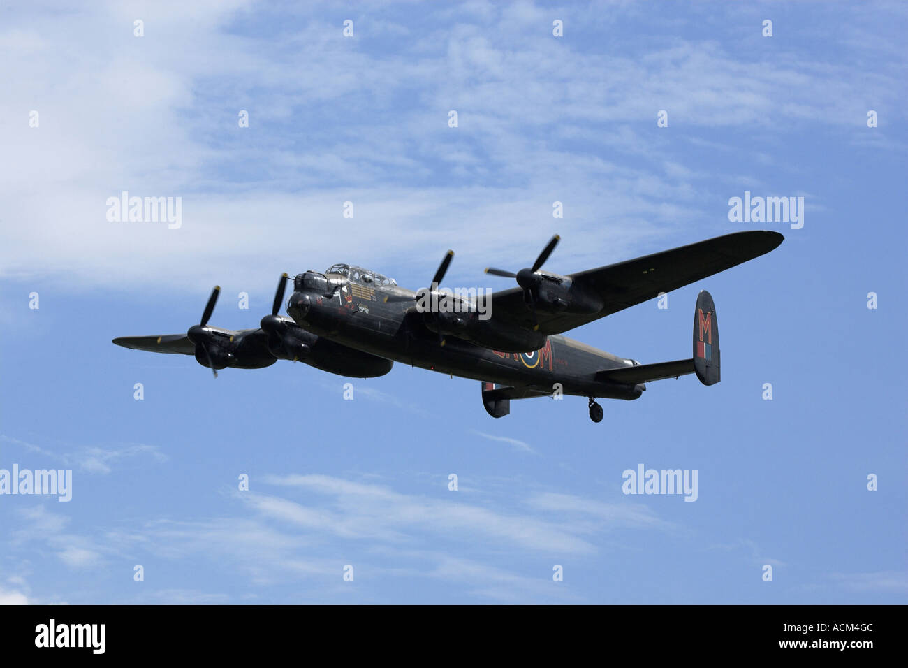 Avro Lancaster Bomber 2 Guerre Mondiale de la Battle of Britain Memorial Flight Banque D'Images