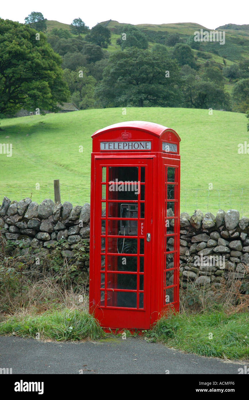 Boîte de téléphone rouge traditionnel anglais Cumbria England Banque D'Images