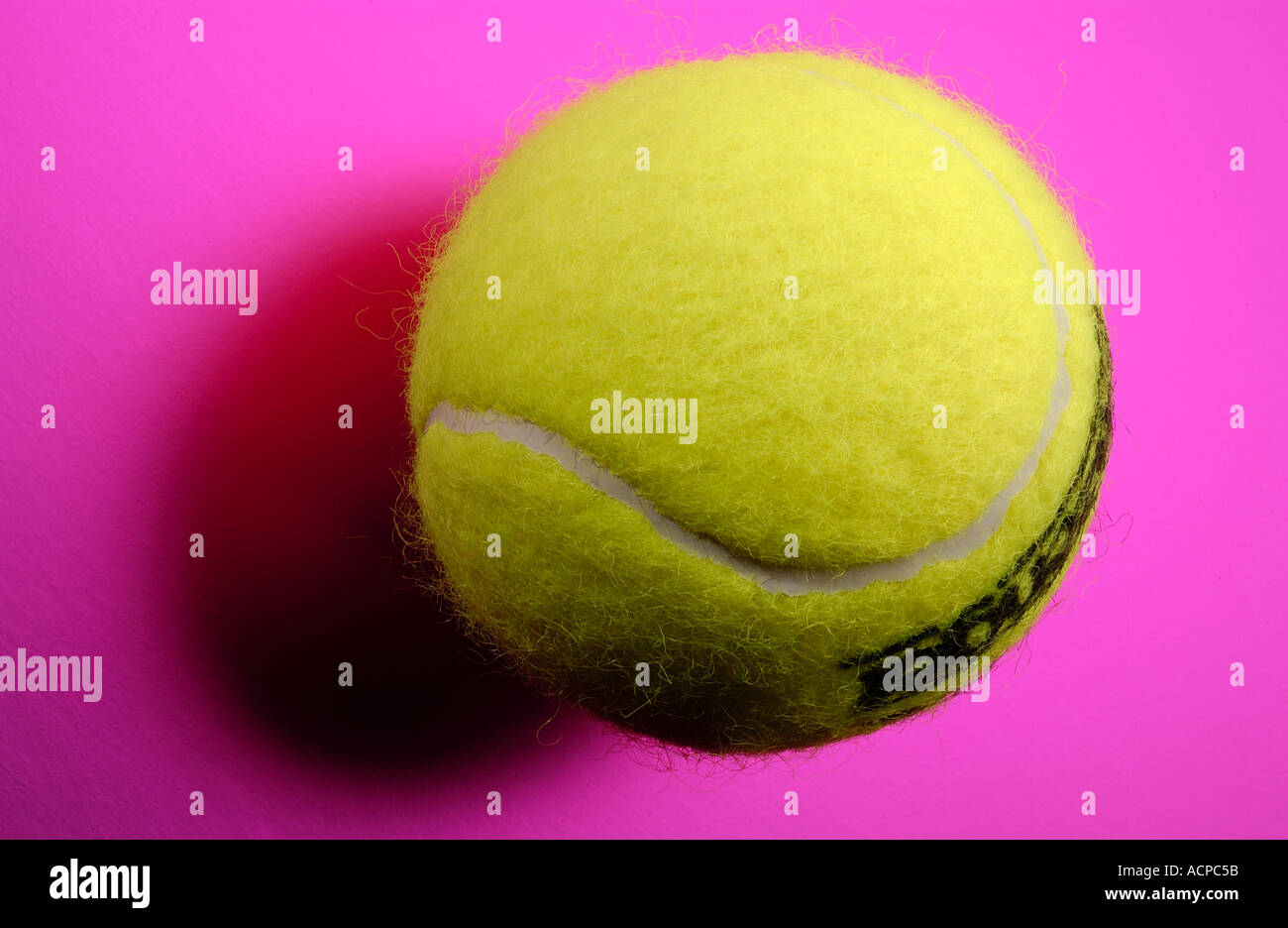 Bote de 3 Bolas Slazenger Wimbledon | Pādel Nuestro Bote de 3 Bolas Slazenger Wimbledon | Pādel Nuestro