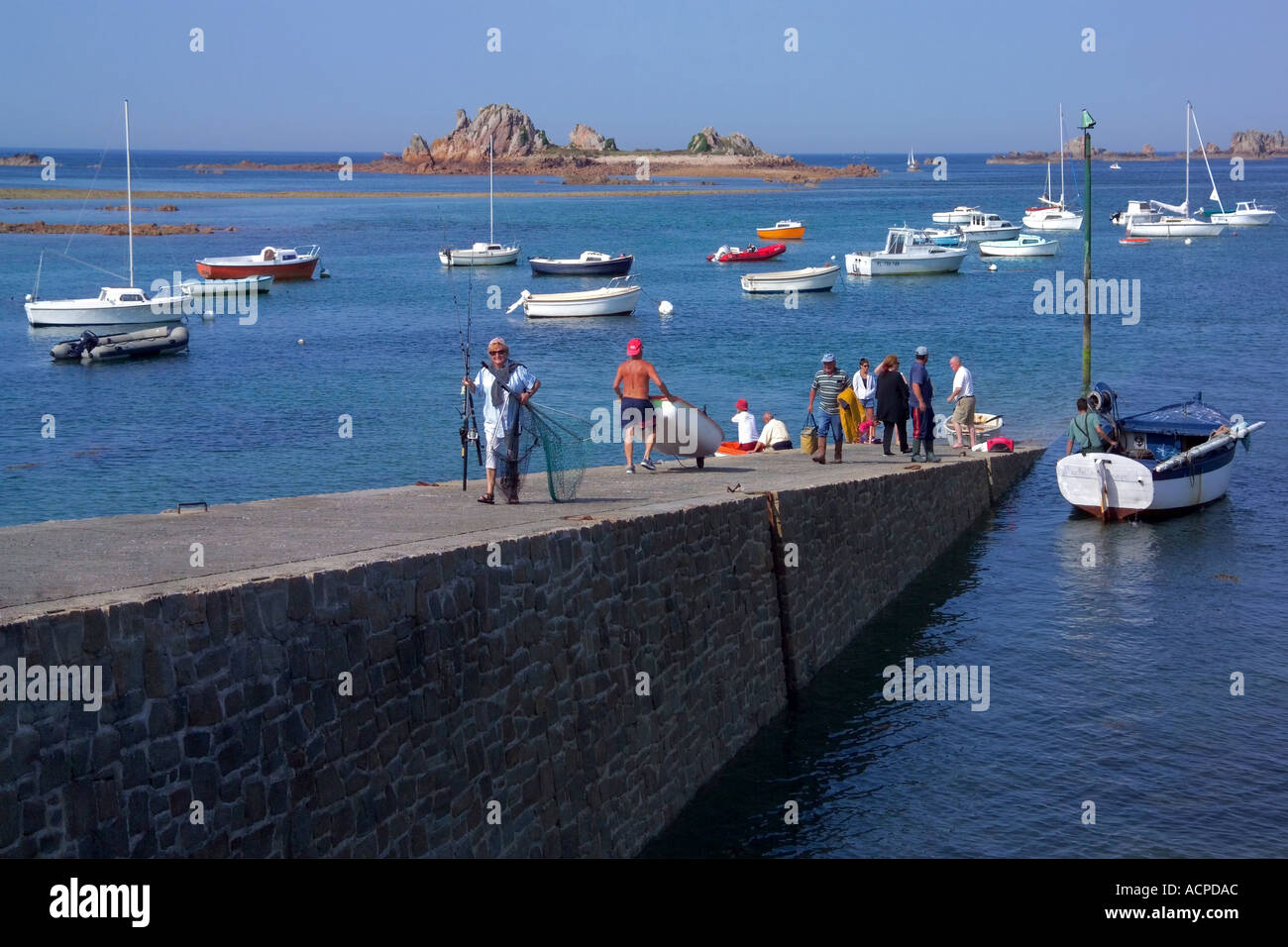 Bugeles France Bretagne Côte d'armor côte de granit rose breton corniche ...