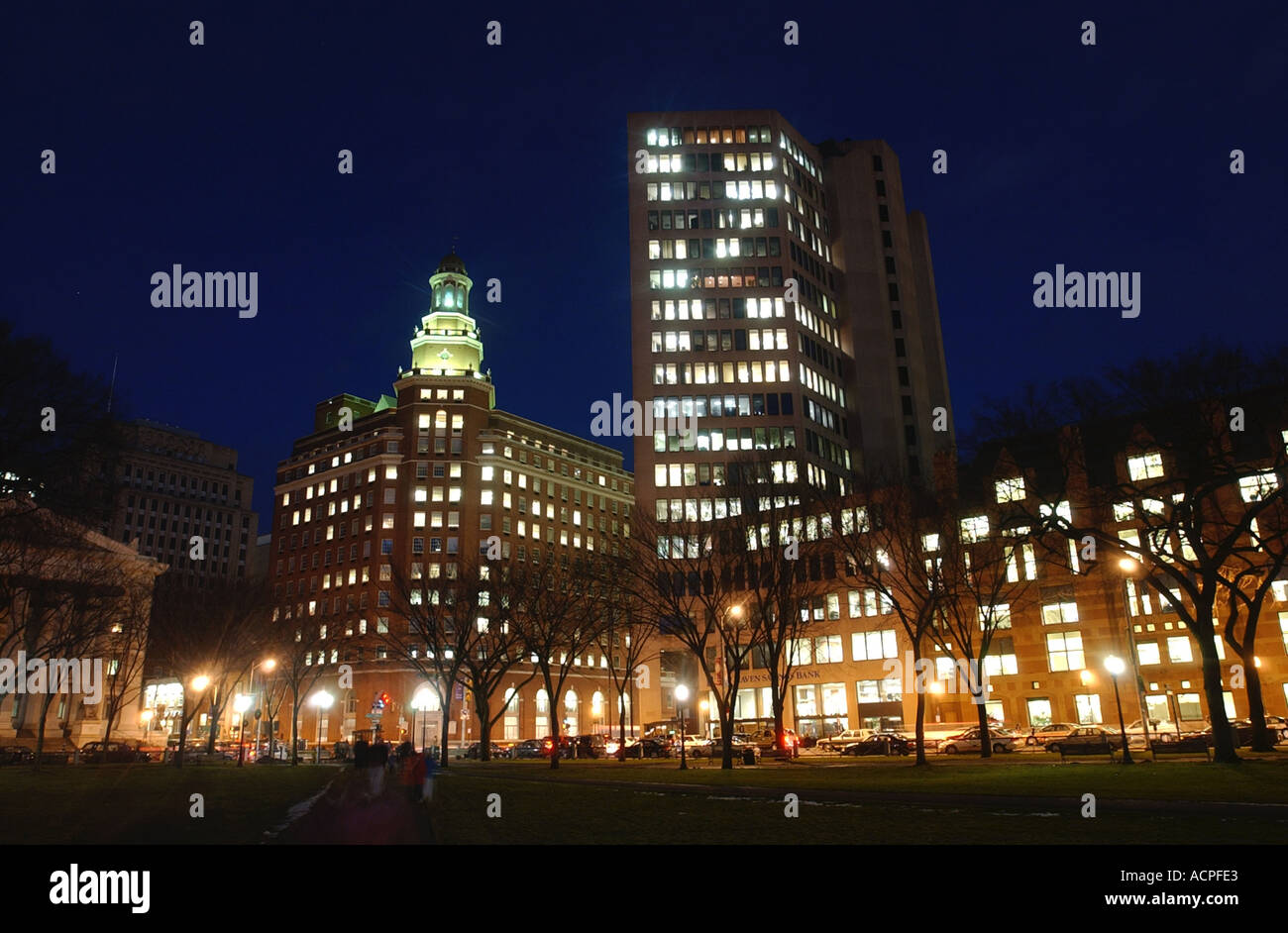 New Haven Connecticut CT USA dans la nuit Banque D'Images