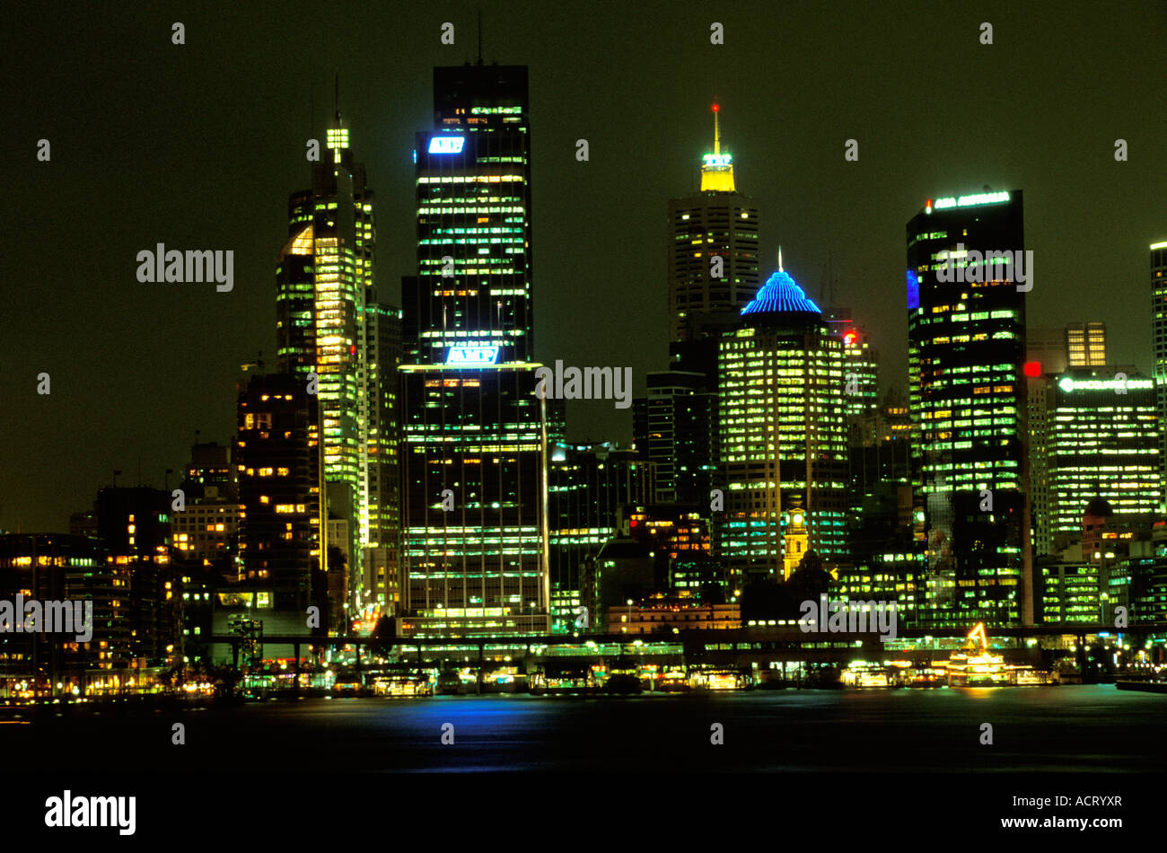 La ville de Sidney en Australie Sydney skyline at night Banque D'Images